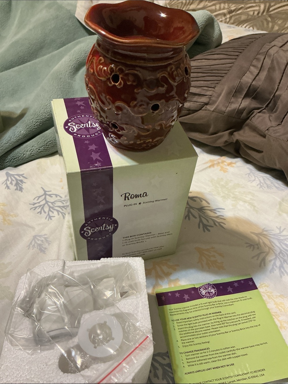 Scentsy plug in Roma —retired